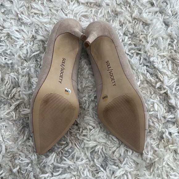 NWOT SOLE SOCIETY RONYA PUMP HEELS - Picture 7 of 9